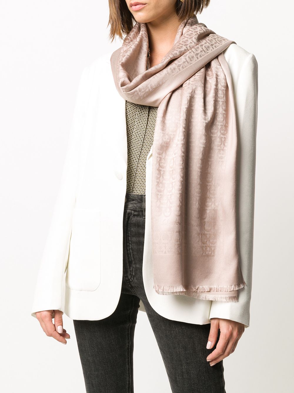 Ferragamo Ferragamo Scarfs Beige