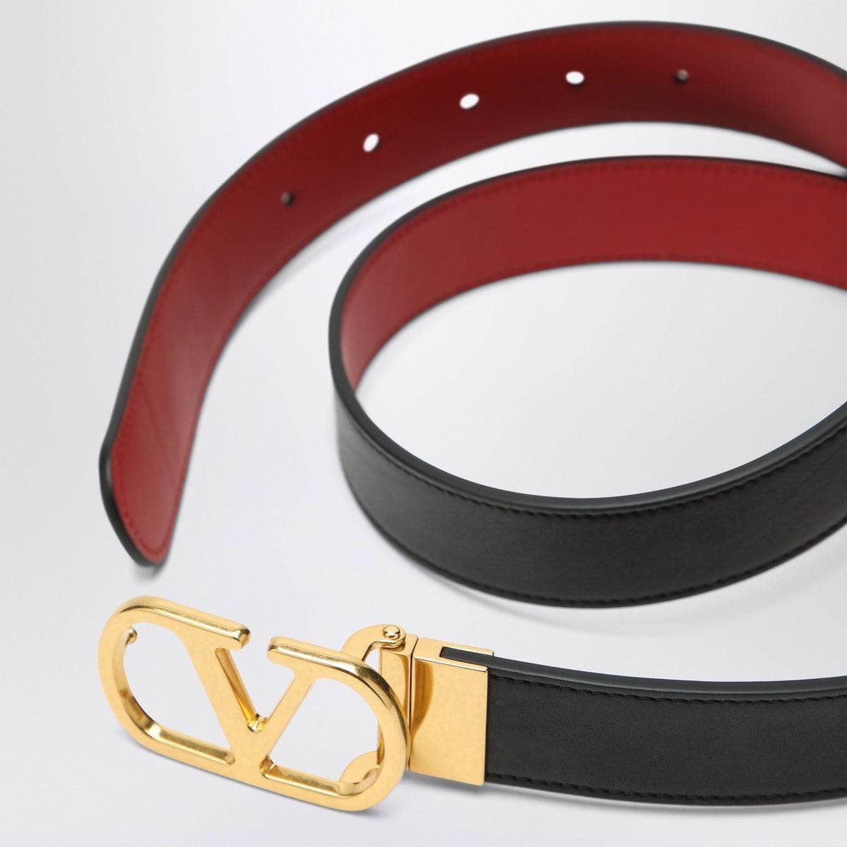 Valentino Garavani Valentino Garavani Reversible VLogo Signature belt in black/red