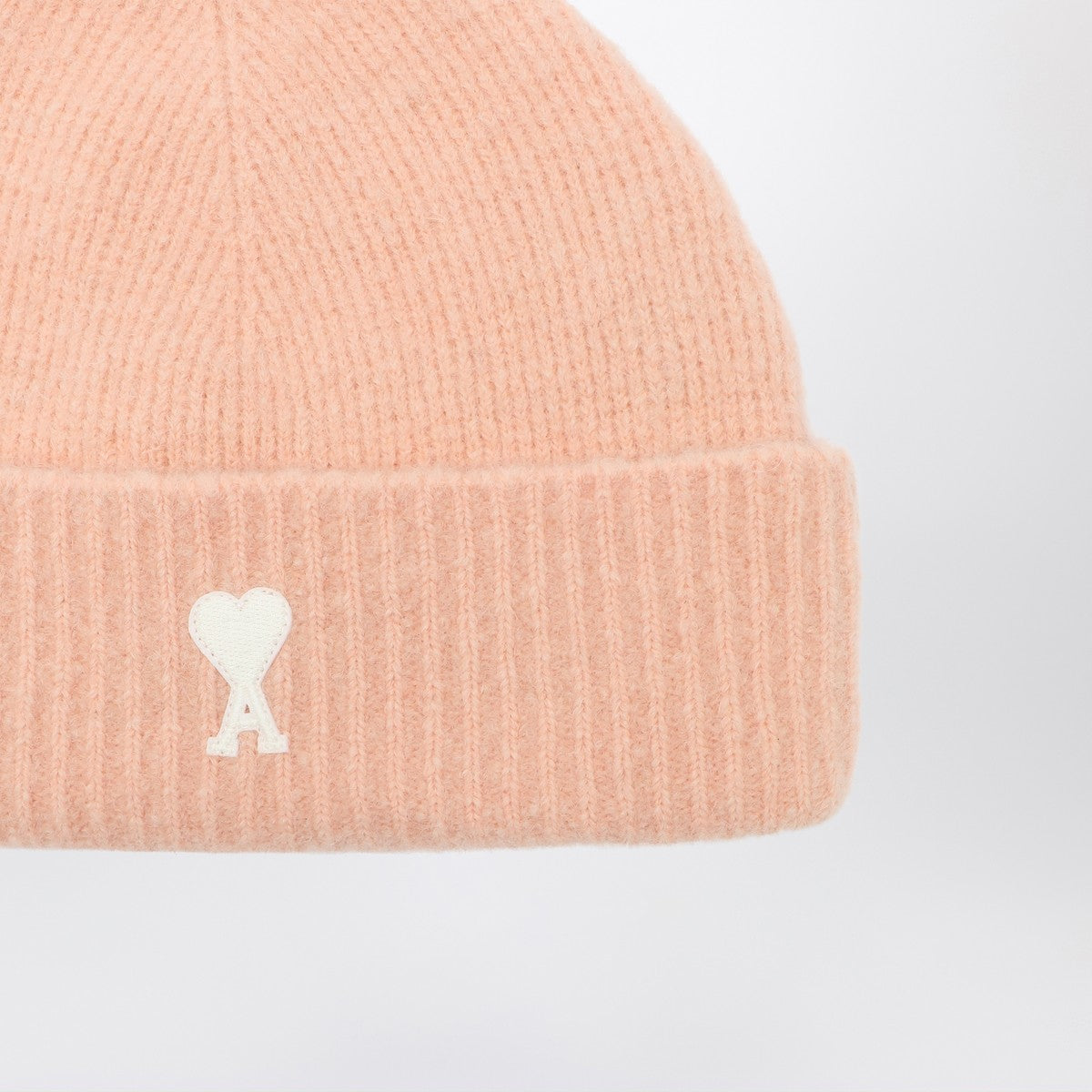 Ami Paris Ami Paris Ami de Coeur powder wool beanie